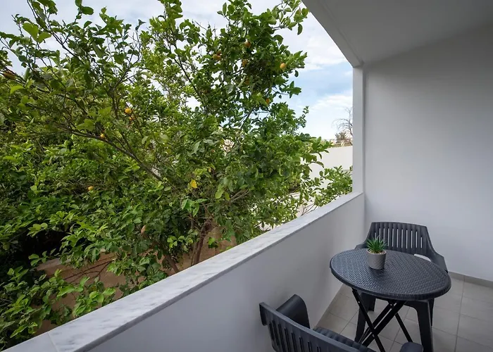 And Appartments Semesterbostad Kos